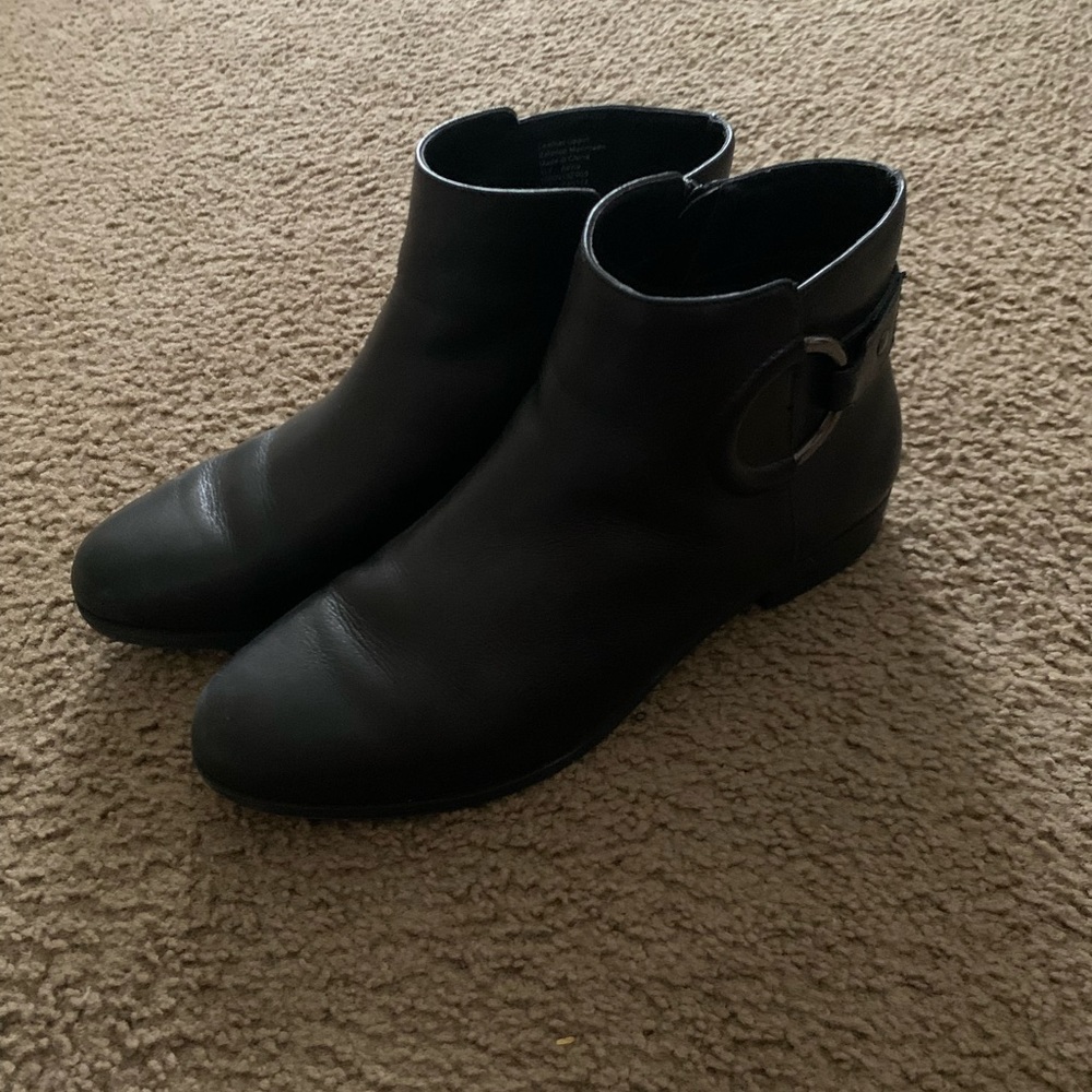 Black boots